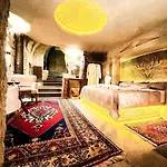 Отель Historical House 5*