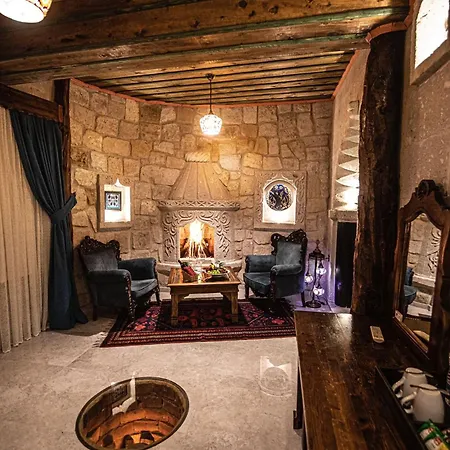 Hotel Historical House